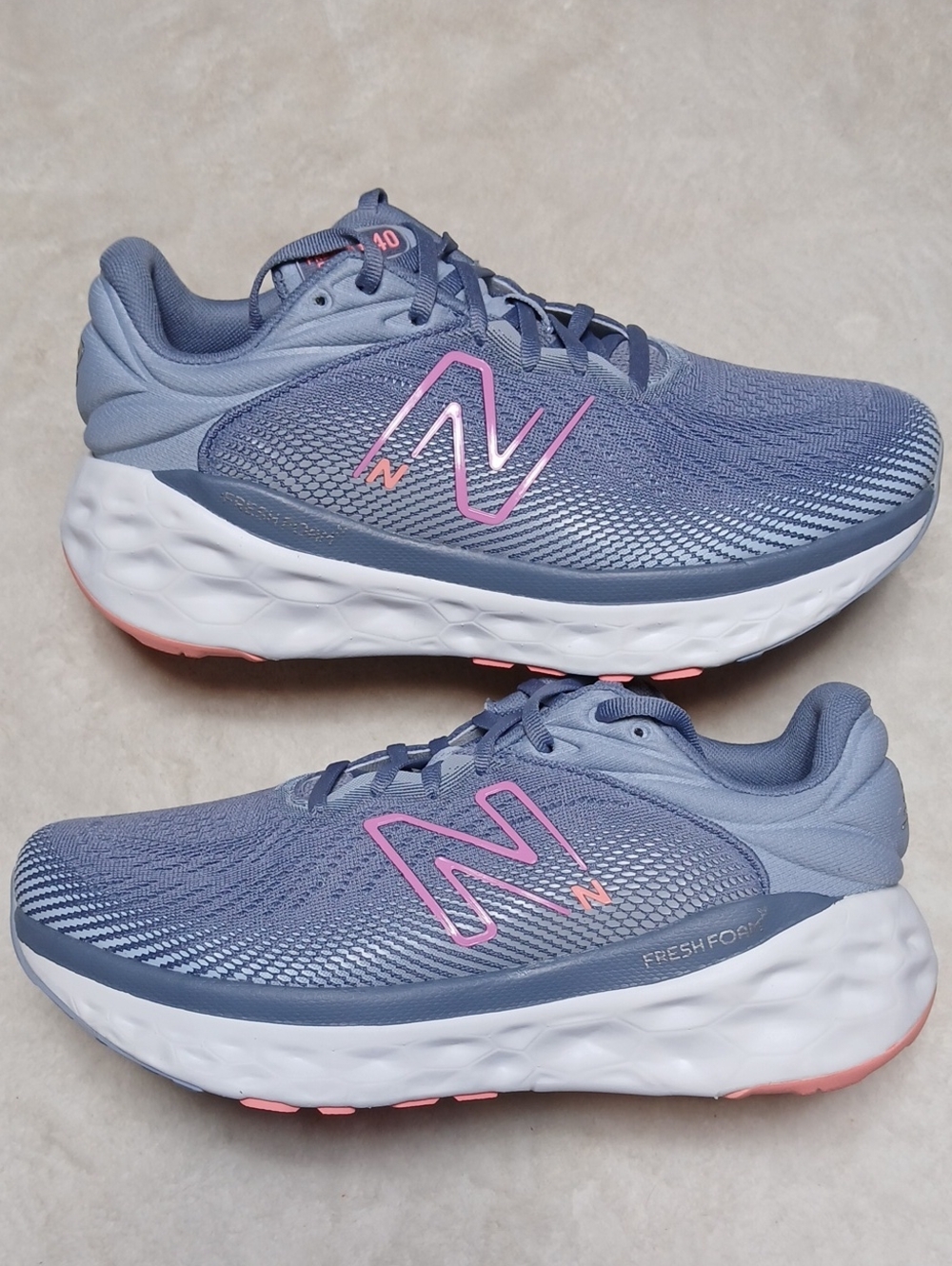 New Balance Fresh X foam 840 Women's Running Shoes  Blue with Pink Size 9 2E